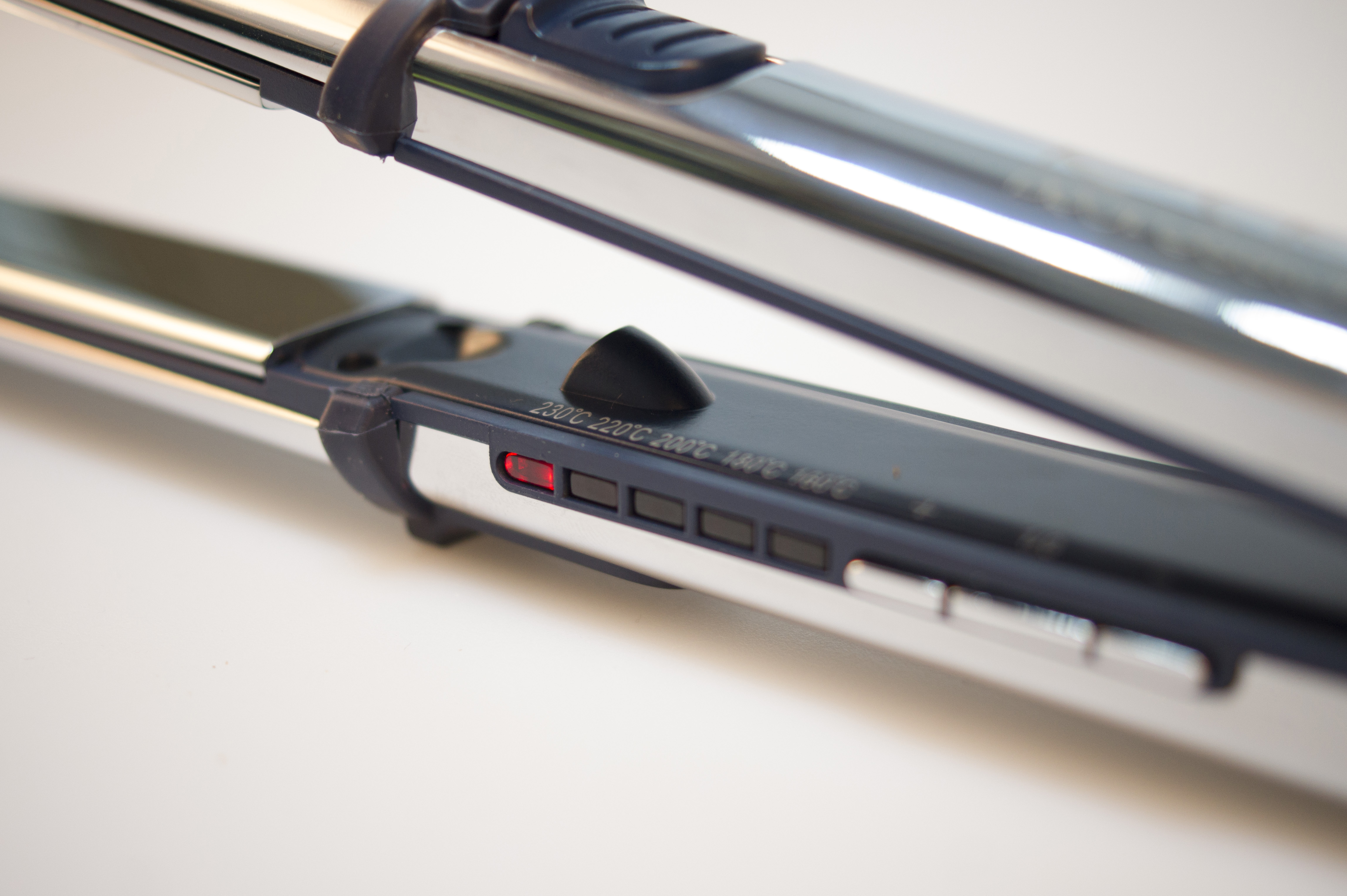 фото Профессиональные щипцы для волос RIFF с гальваническим покрытием Щ100 